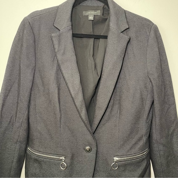 Ann Taylor Women’s Charcoal Blazer Size 12 Zip Pocket Fitted Work office Blazer - Picture 3 of 11